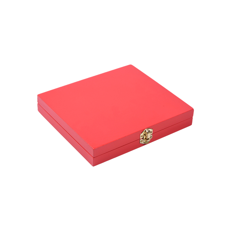 Przenośny zestaw podwójnych gier Redwood Box (Domino i Poker)