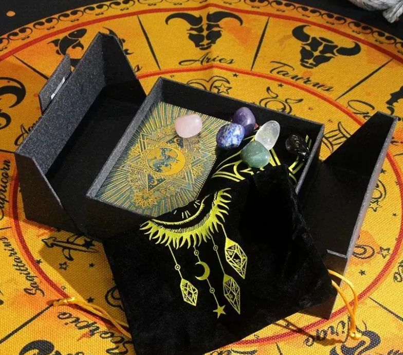 Zestaw tarota i kryształów Mystic’s Treasure: czy warto go kupić?