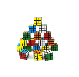 Jak ułożyć magnetyczną kostkę prędkości 3x3x3 dla początkujących?